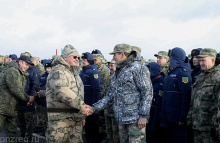 Губернатор провел смотр подразделений территориальной самообороны региона Губернатор провел смотр подразделений территориальной самообороны региона