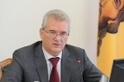 Иван Белозерцев призвал к повышению эффективности использования земель сельскохозяйственного назначения