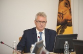 Мы не будем экономить на здоровье детей, - глава региона Мы не будем экономить на здоровье детей, - глава региона