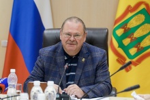 Олег Мельниченко отметил высокую готовность школ Пензенской области к 1 сентября Олег Мельниченко отметил высокую готовность школ Пензенской области к 1 сентября