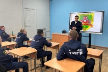 Продолжается теоретическая и силовая учебная подготовка бойцов отряда содействия полиции «Тигр» Продолжается теоретическая и силовая учебная подготовка бойцов отряда содействия полиции «Тигр»