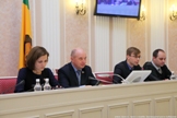 Парламентская молодежь встретилась с депутатом Госдумы на площадке Законодательного Собрания Парламентская молодежь встретилась с депутатом Госдумы на площадке Законодательного Собрания