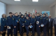 Бойцы отряда содействия полиции «Тигр» города Заречного приведены к присяге Бойцы отряда содействия полиции «Тигр» города Заречного приведены к присяге