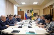 Олег Мельниченко поручил обеспечить сроки ввода объектов капитального строительства Олег Мельниченко поручил обеспечить сроки ввода объектов капитального строительства