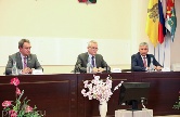 Иван Белозерцев провел совещание с участием руководителей исполнительных органов власти региона и органов местного самоуправления 