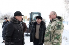 Олег Мельниченко поручил в кратчайшие сроки отремонтировать кровлю школы в селе Новое Демкино Олег Мельниченко поручил в кратчайшие сроки отремонтировать кровлю школы в селе Новое Демкино