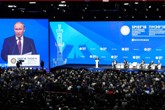 Иван Белозерцев принял участие в пленарном заседании ПМЭФ Иван Белозерцев принял участие в пленарном заседании ПМЭФ