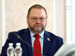 О. Мельниченко выступил на заседании Законодательного Собрания Пензенской области с отчетом о своей работе в Совете Федерации