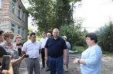 Олег Мельниченко распорядился финансово обеспечить ремонт детсада, школы и ФОКа в Белинском районе
