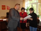 В Иссинском районе состоялось вручение свидетельства в рамках подпрограммы «Обеспечение жильем молодых семей» ФЦП «Жилище»