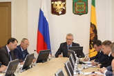 Губернатор поручил привлечь молодых женщин к обсуждению регионального законопроекта о поддержке материнства и детства