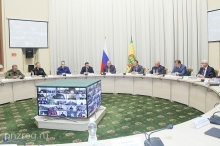 Глава региона рассмотрел вопросы развития и безопасности предприятий ВПК Глава региона рассмотрел вопросы развития и безопасности предприятий ВПК