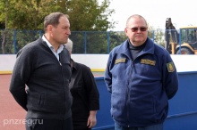 Олег Мельниченко проверил строительную готовность школы в Большом Вьясе Олег Мельниченко проверил строительную готовность школы в Большом Вьясе
