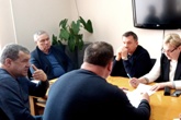 Министр Гришаев провел выездное совещание на социально важном объекте в Нижнем Ломове Министр Гришаев провел выездное совещание на социально важном объекте в Нижнем Ломове